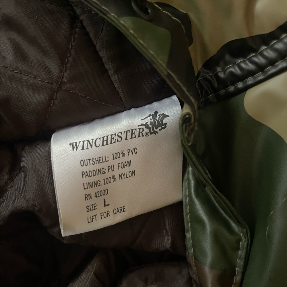 Water proof jacket - Picture 3 of 3